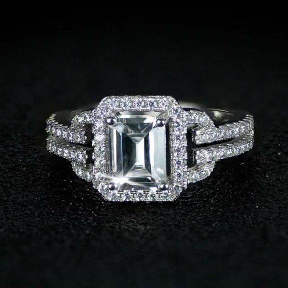 Sterling silver emerald cut diamond wedding ring - Picture 3 of 8
